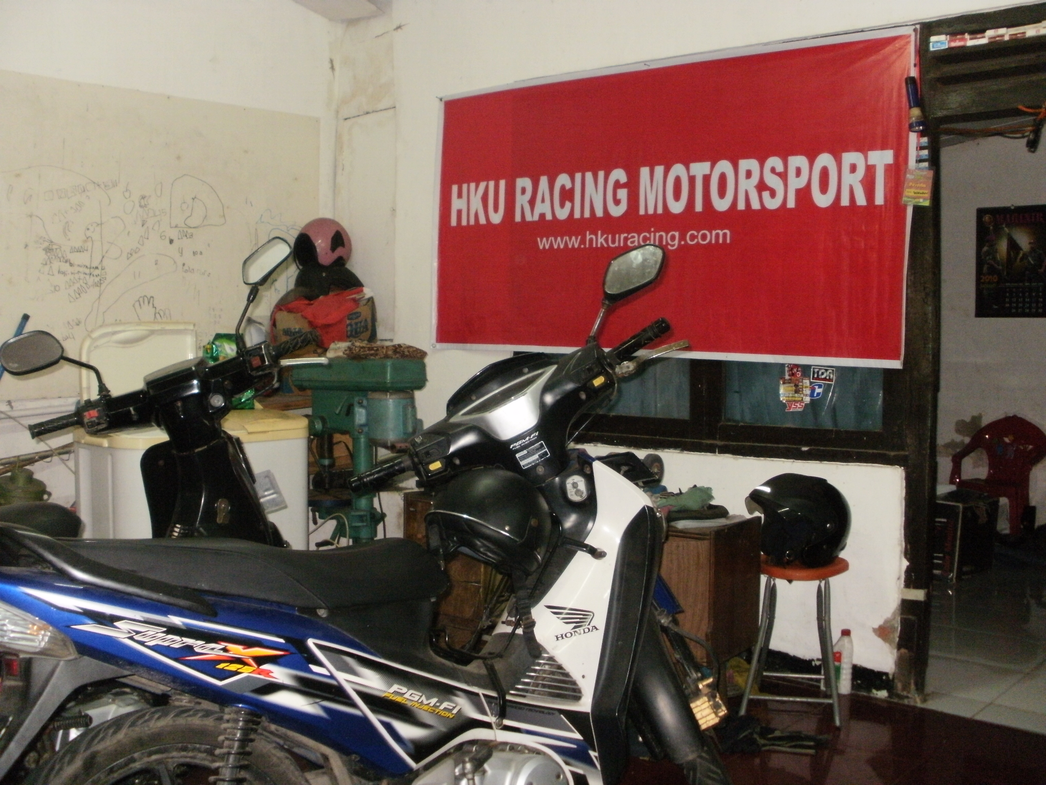Warung DOHC Menimba Ilmu Silaturahmi Ke HKU Racing Motorsport